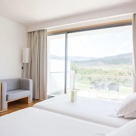 Monte Prado & 4*